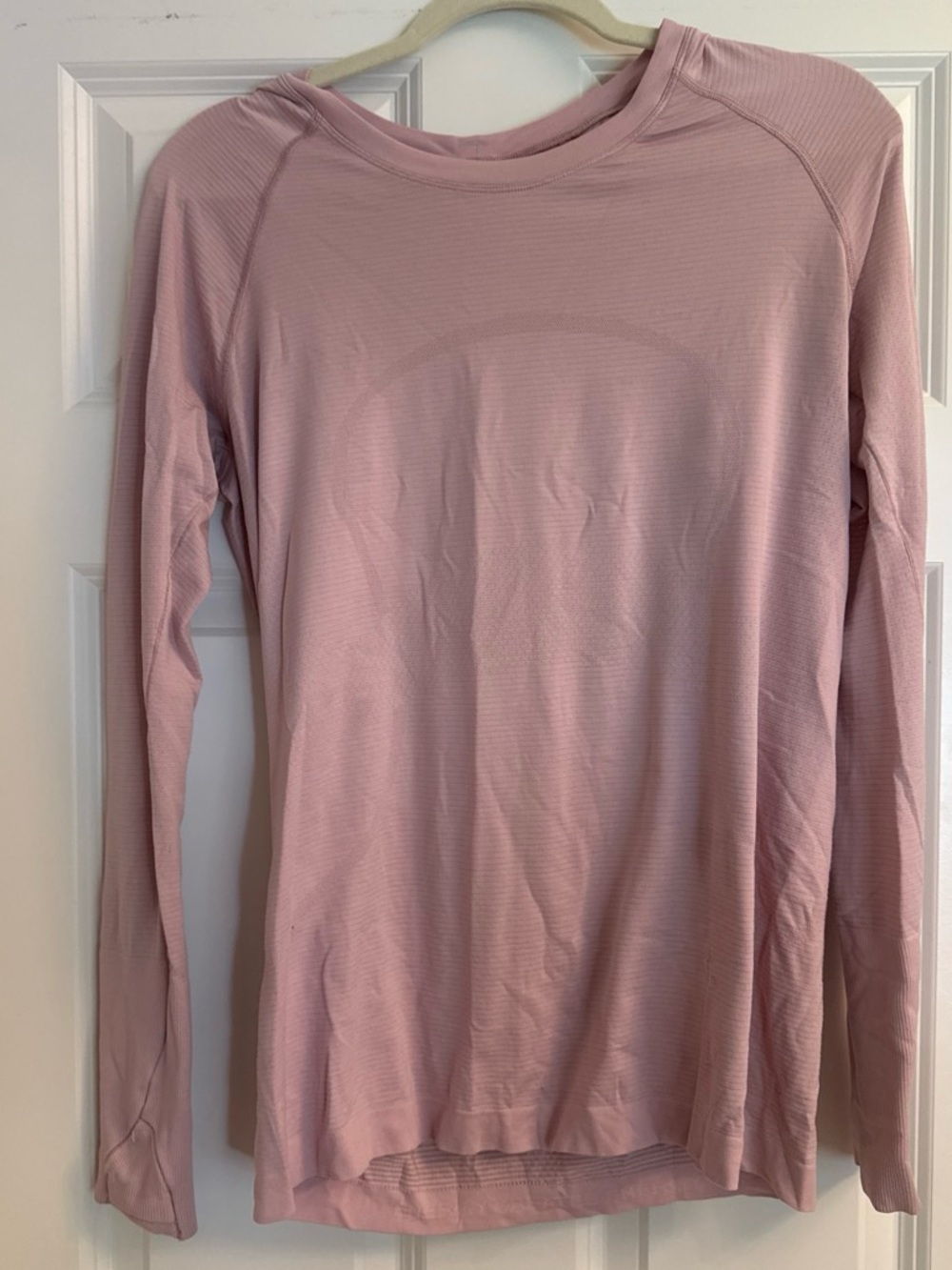Lululemon Women’s Swiftly Tech Long Sleeve 2.0 Hip Length size 14 - Pink